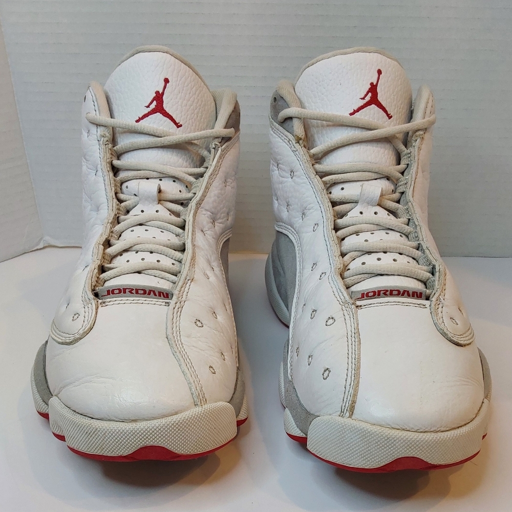 JORDAN 13 RETRO WOLF GREY 8M PRE-OWNED - Picture 2 of 5